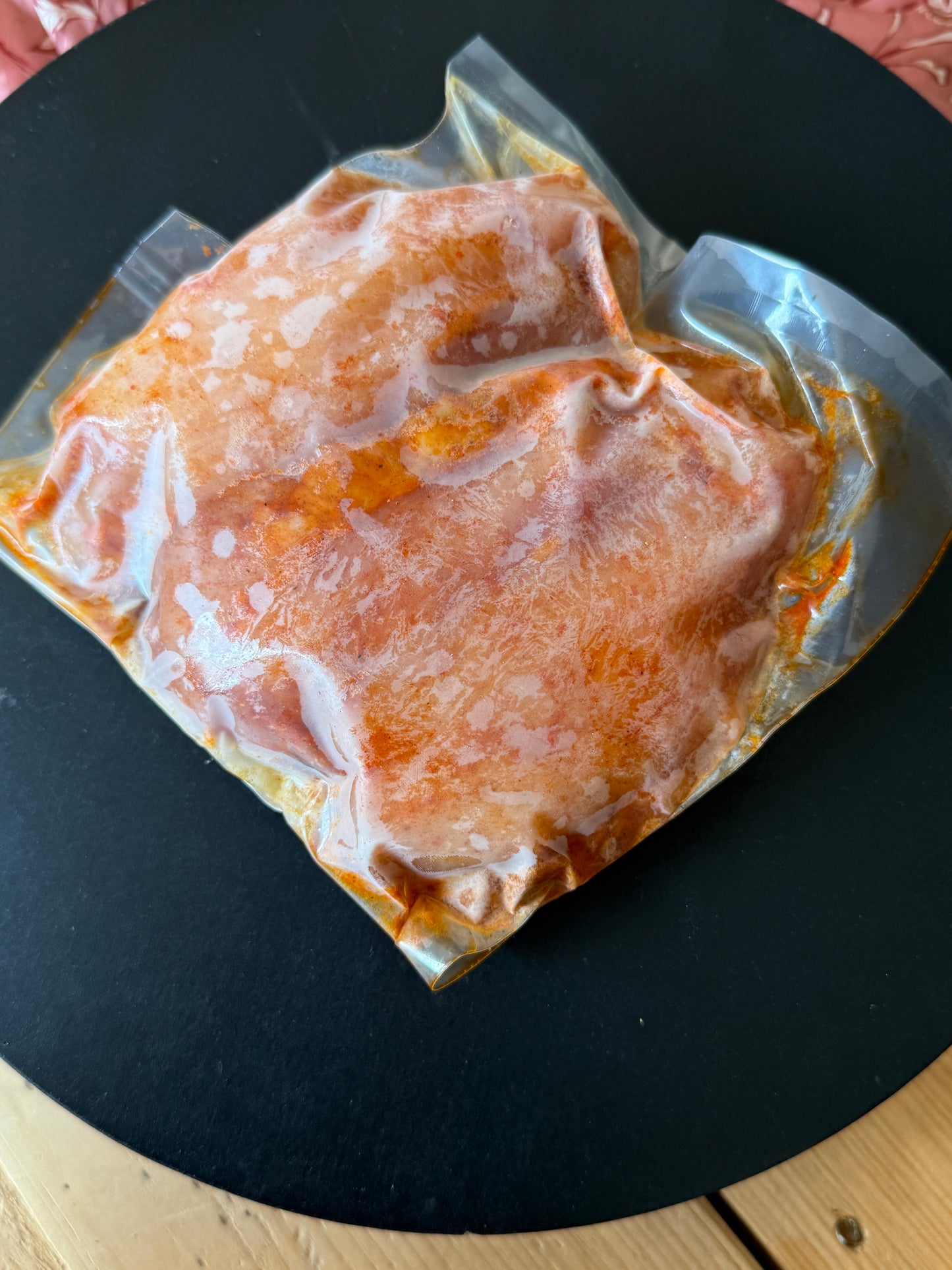 Scharrel kipdij, gekruid